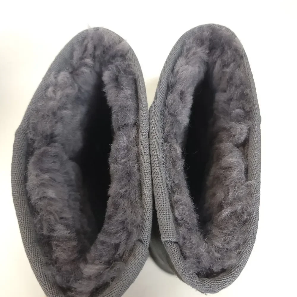 Minnetonka Women’s Olympia Boots Gray Suede Sheepskin Wool Lined Winter Size 7